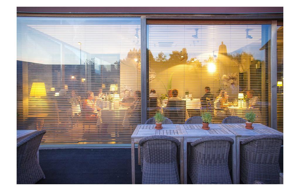 Hotel Restaurant Vous Le Vous Хасселт Экстерьер фото